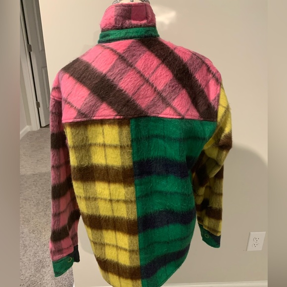 Beautiful Plaid Colorful Shacket - NWT . Never worn - Picture 6 of 12